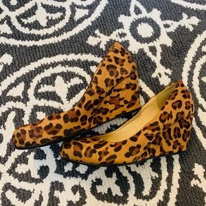 Chinese Laundry Cheetah Suede Wedge Heels Sz 8.5